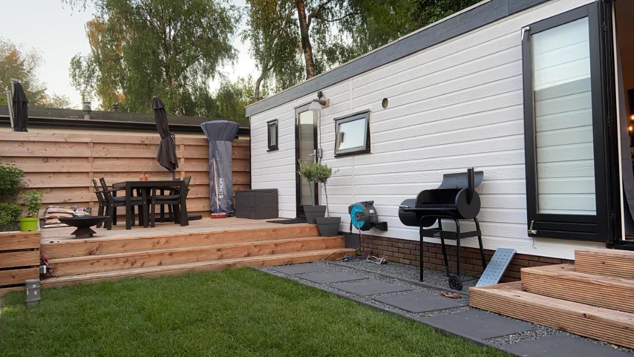 Prachtig Vakantiehuisje In Putten Exteriör bild