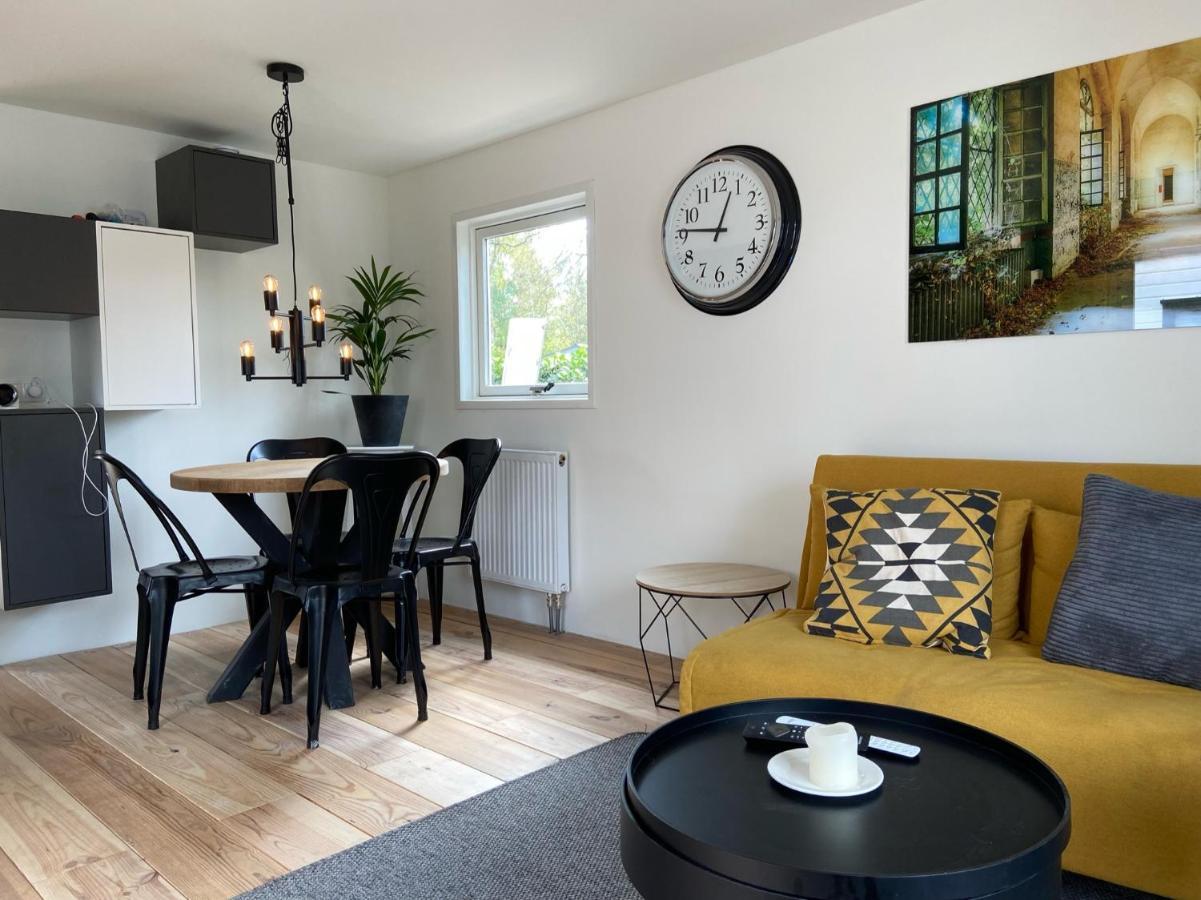 Prachtig Vakantiehuisje In Putten Exteriör bild