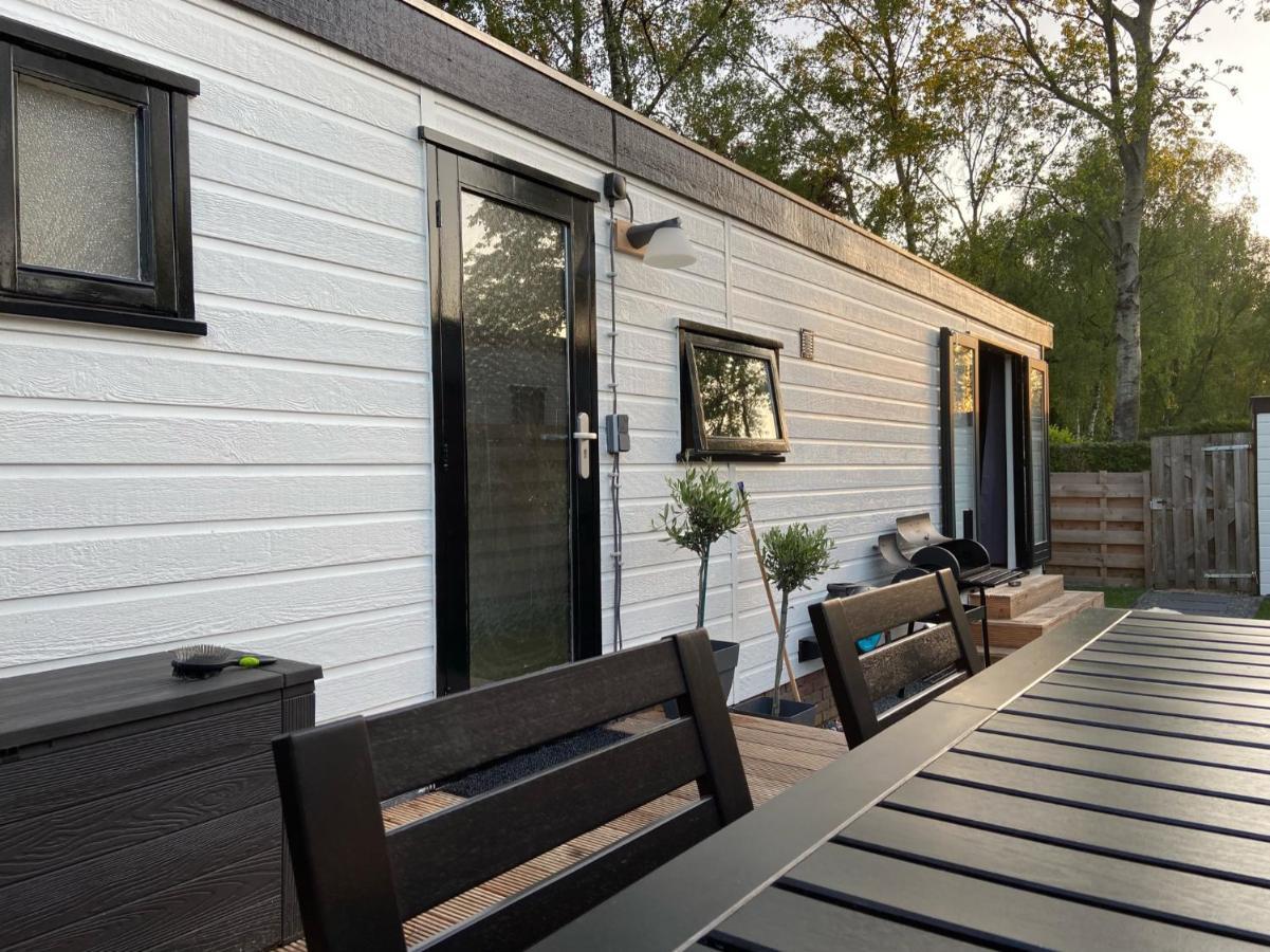 Prachtig Vakantiehuisje In Putten Exteriör bild